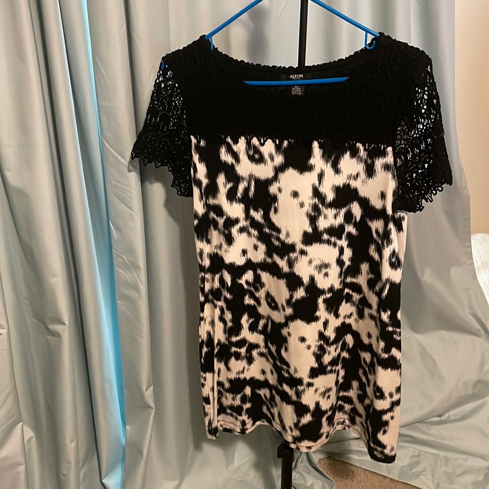 Petite Small Alfani Dress , perfect condition